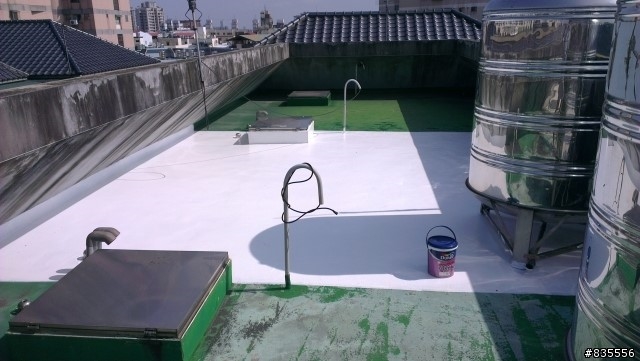 得利屋頂防水隔熱漆(白色)DIY施工完成